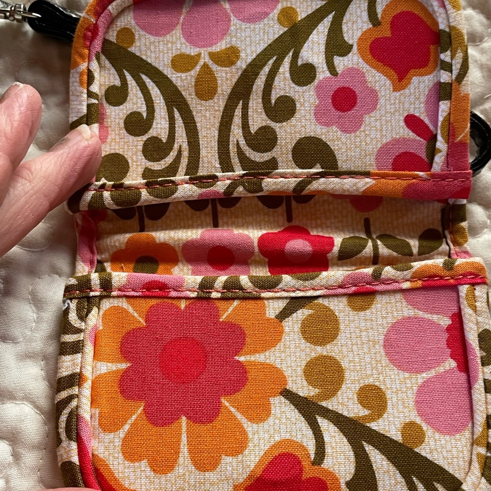 Vera Bradley wallets (2) and 1 thirty one wallet pre owned - Picture 4 of 5
